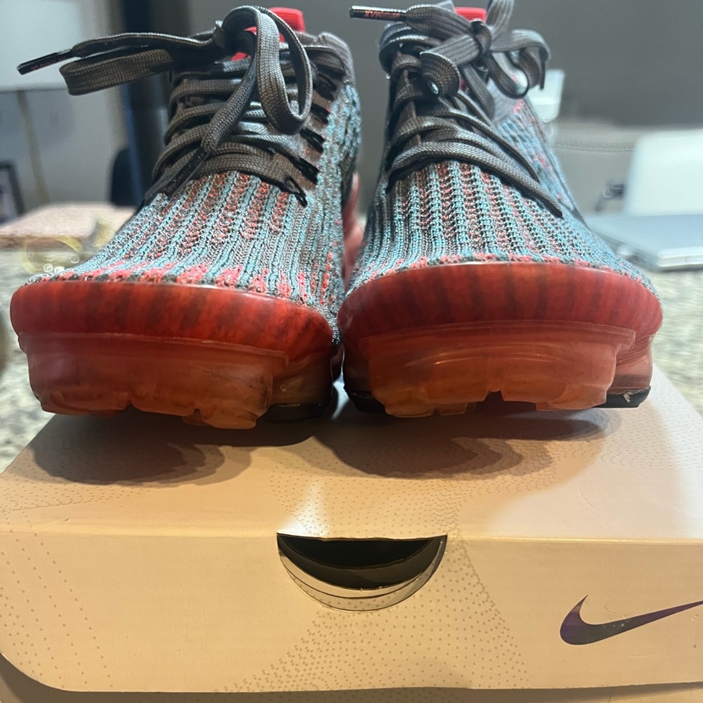 Nike Vapormax is great condition!